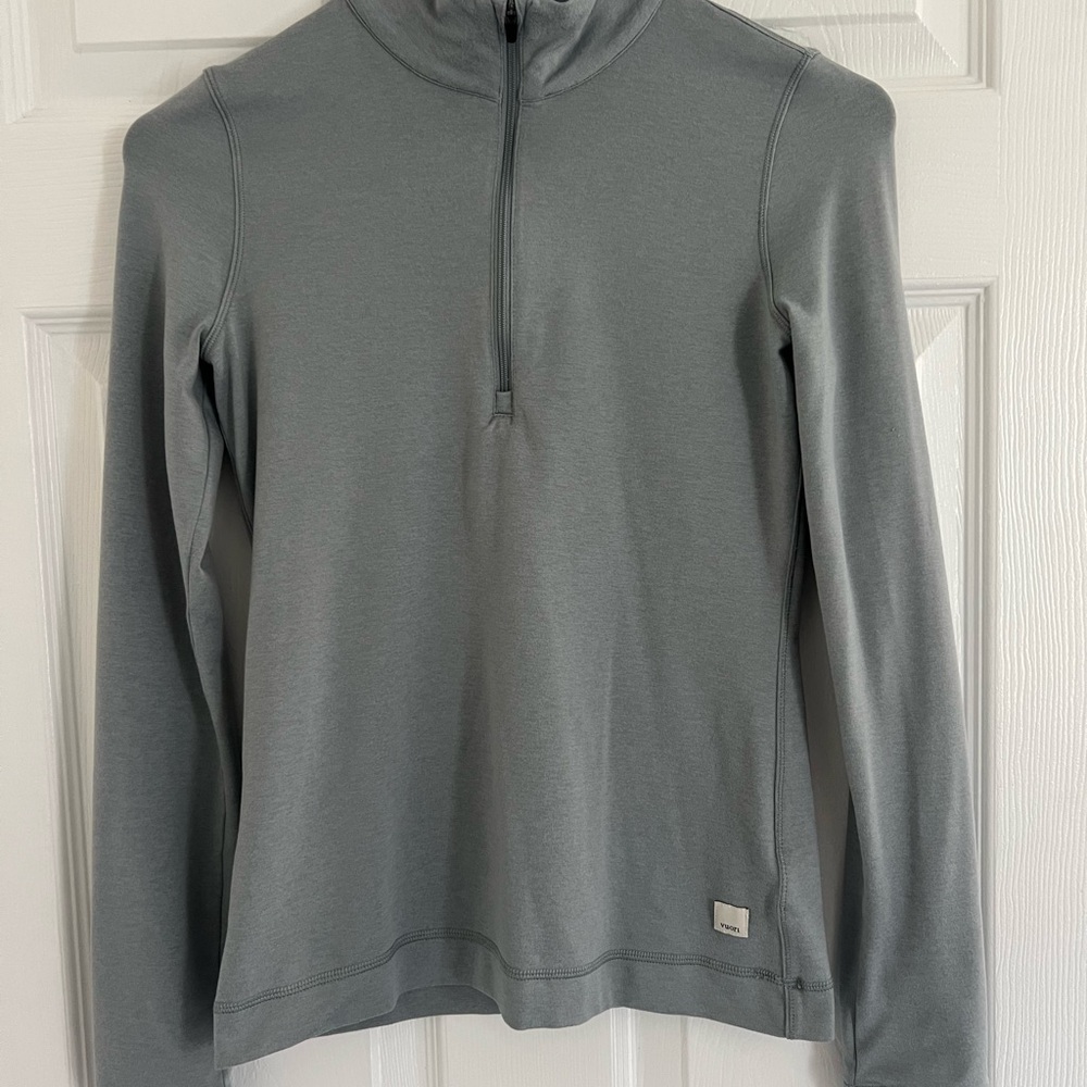 Vuori Women's Quarter-Zip Sweatshirt